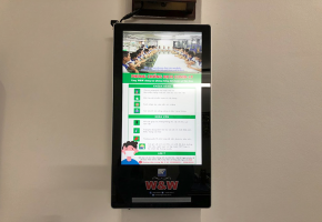 Bảng quảng cáo LCD thang máy